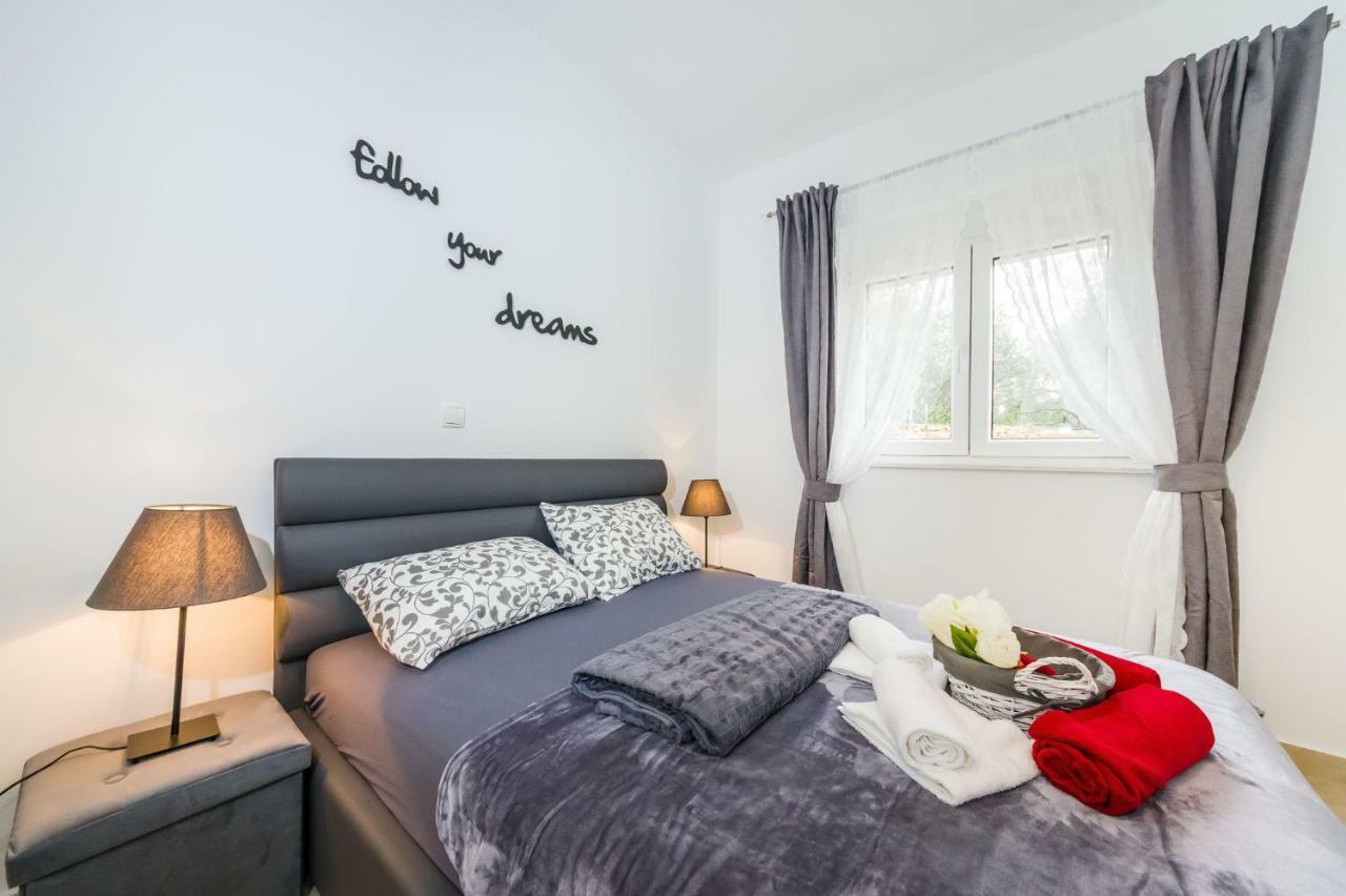 Little Dream Apartman Poljana  Kültér fotó